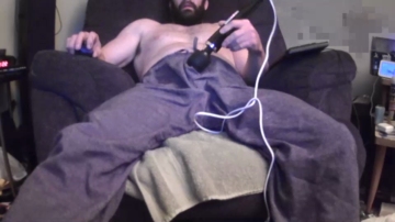 Bigman1947  08-07-2021 video rubass